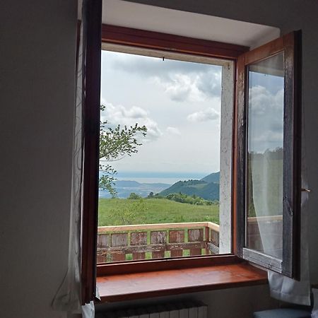 Ferrara di Monte Baldo Agriturismo Preeleヴィラ エクステリア 写真