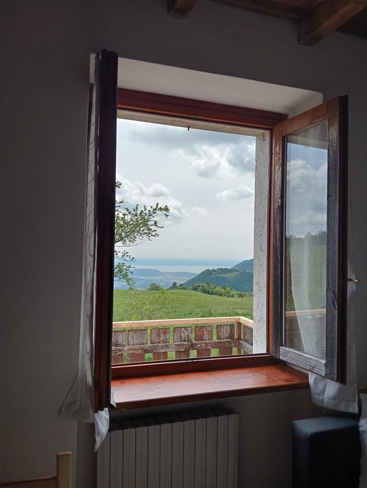 Ferrara di Monte Baldo Agriturismo Preeleヴィラ エクステリア 写真